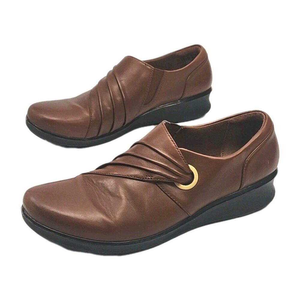Clarks Collection Shoe Brown Comfort Women Sz 10 Loafer Slip-On 1.5" Heel